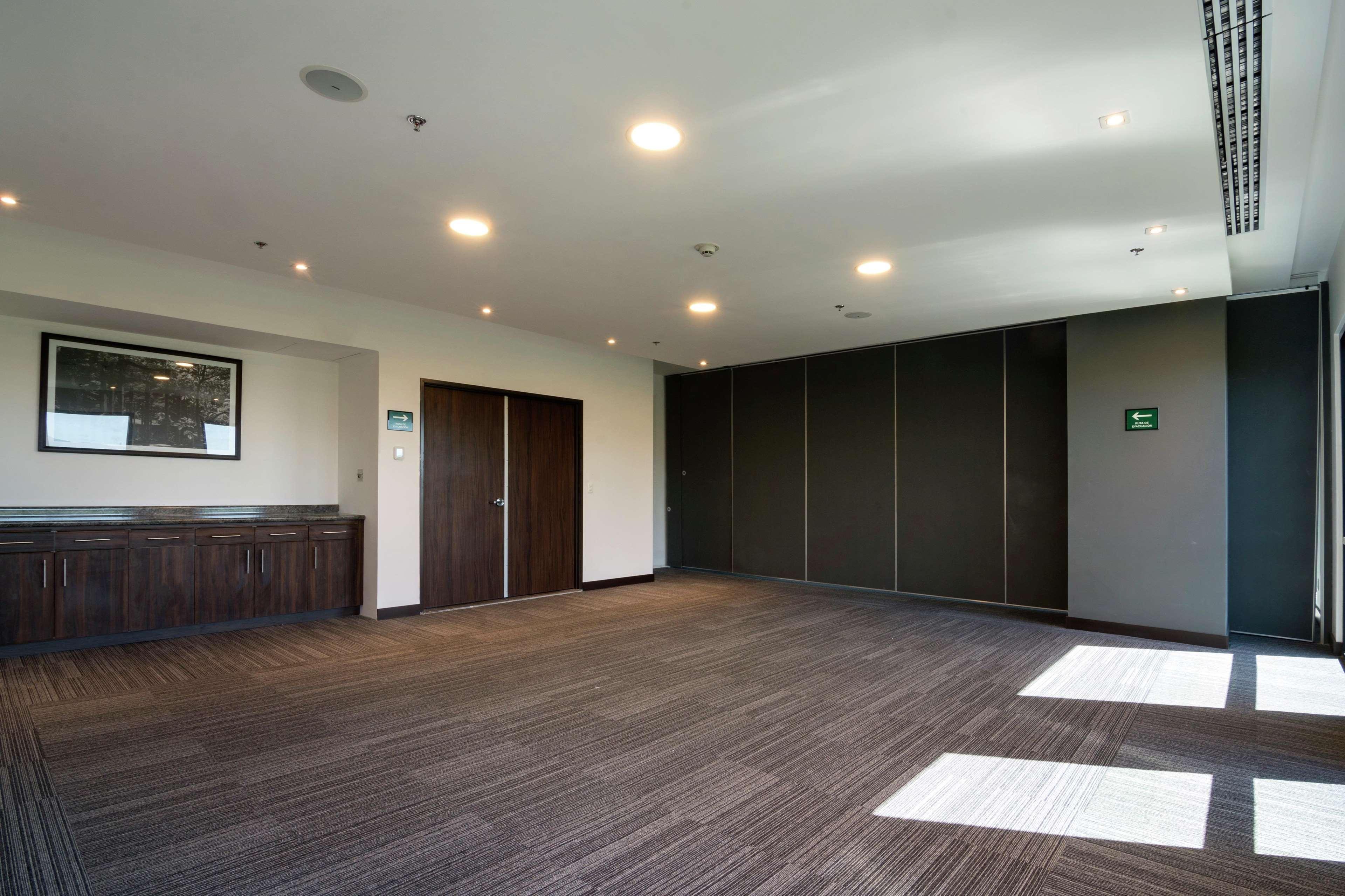 Hampton Inn And Suites San Luis Potosi Slp Extérieur photo